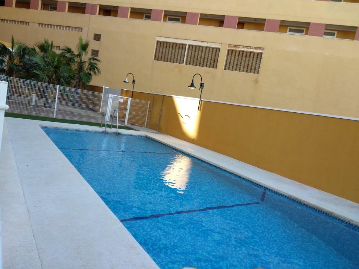 Appartamento Apartamento En Puerto De Roquetas De Mar Esterno foto