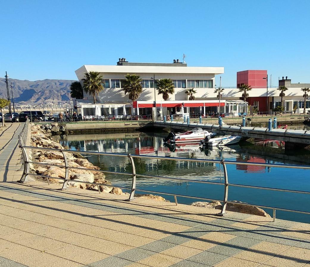 Appartamento Apartamento En Puerto De Roquetas De Mar Esterno foto